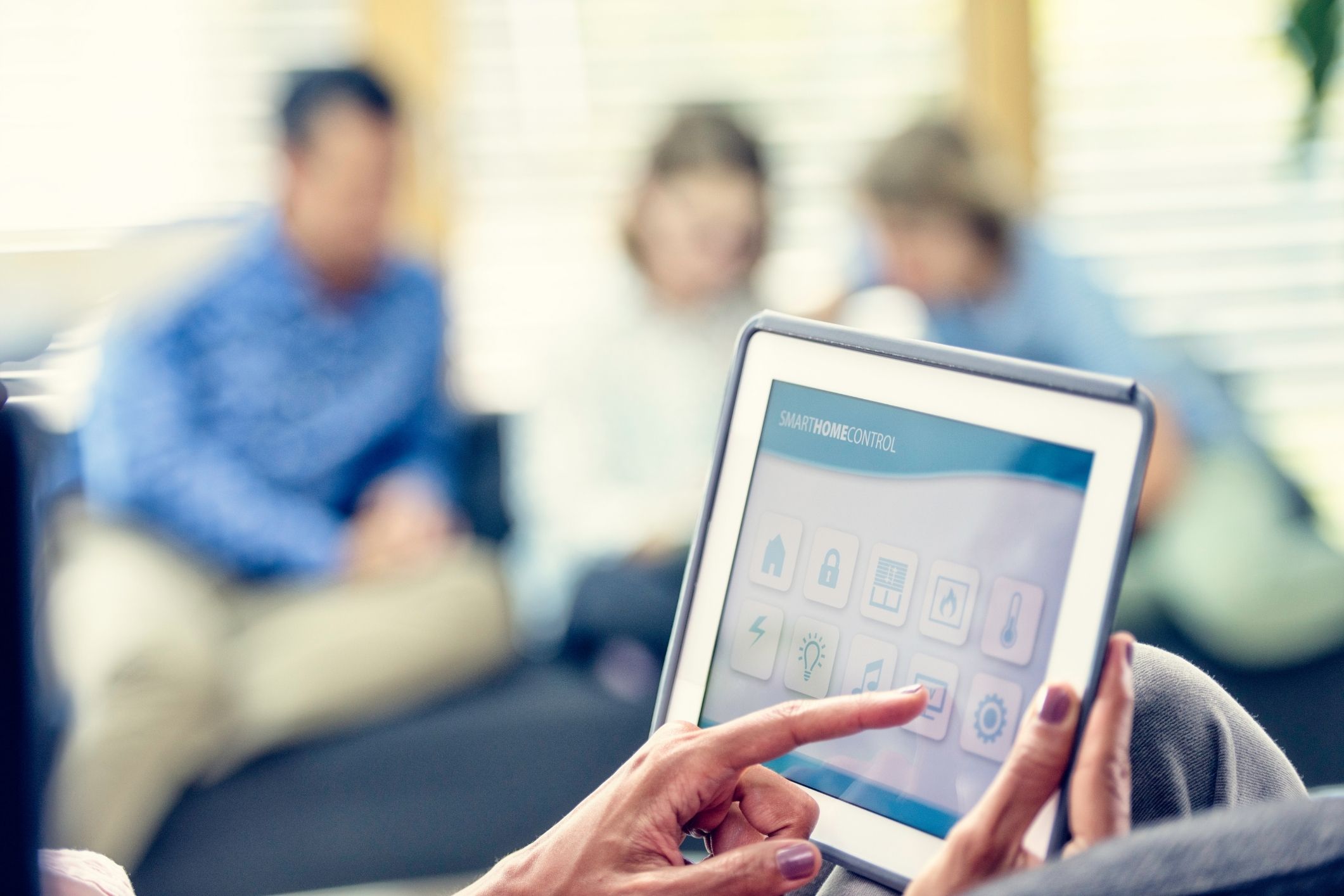 Technology manufacturer offers customers a more reliable and robust smart home system and simultaneously gains an 80% projected reduction in its annual cloud spend.